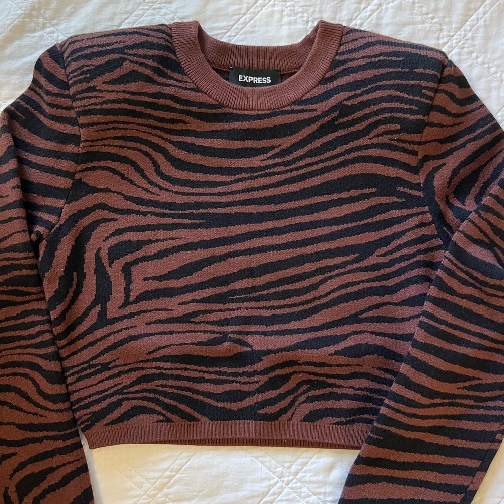 Express crop top